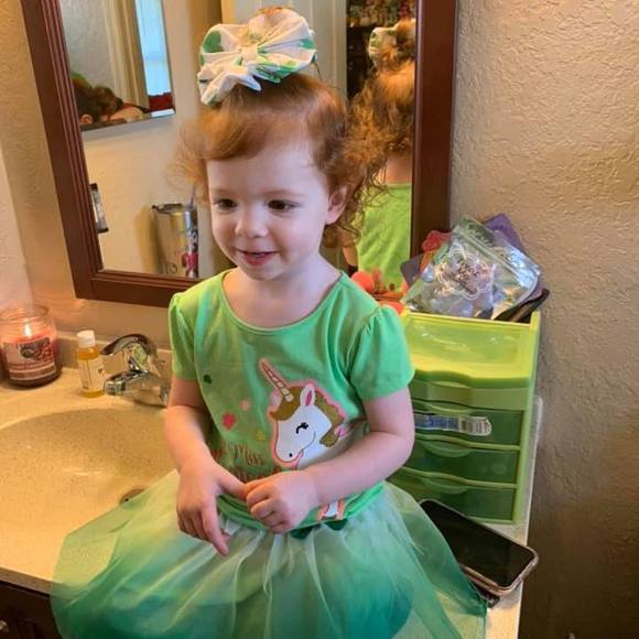 Meet your Posher, Monica - Picture 1 of 1